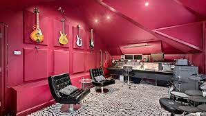 An ideal room for a recording studio is one that is big. 38 Luxury Home Recording Studios Luno Luno
