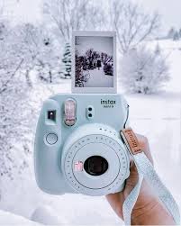 Stupid Photography Gear How To Take Dslrcamera Photographygearadventure Instax Kamera Kamera Bild Polaroid Bilder