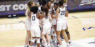 Он выиграл титул ncaa, победив в финале хьюстон с оладжувоном и дрекслером. 2021 Ncaa Women S Basketball Tournament Field Is Set Espn 98 1 Fm 850 Am Wruf