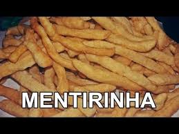 Biscoito De Polvilho Assado Massa Dura Receitinha Mentirinha Feita Com 4 Ingredientes Sal Agua Fermento E Farinha D Bolinho Frito De Trigo Receita De Biscoitos Caseiros Palitos De Queijo Frito