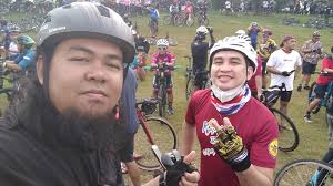 teambikerdude #bikeislife #filipinobikers #enjoylife #cloud9360 with  Antonio Timkang and Joel Canopin Lamboson 🚴🏼‍♂️🚴🏼‍♀️🚵💕💕💕