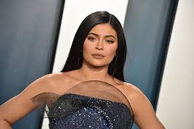 «эти фото кайли дженнер просто убивают». Coty Shares Tumble After Forbes Questions Kylie Jenner S Wealth Bloomberg