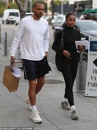 Discover more posts about jesse williams. Jesse Williams Geniesst Casual Tag Mit Ladylove Taylour Paige Bevor Er Seine Broadway Debut Aktuelle Boulevard Nachrichten Und Fotogalerien Zu Stars Sternchen