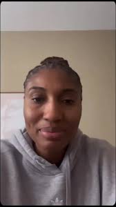 Stephen Lawrence додав нову світлину.