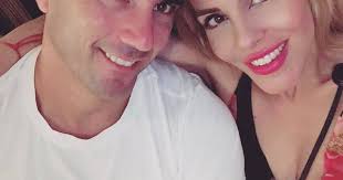 Noelia López, viuda de Reyes, denuncia que alguien usa su nombre para  lucrarse