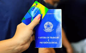 O benefício do abono salarial assegura o valor de um salário mínimo anual aos trabalhadores assim, o direito ao abono salarial é aferido por meio do processamento da prestação das. Abono Salarial Pis Pasep Comeca A Ser Pago Hoje 16 7 Ate R 1 045