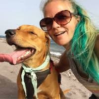 20+ "Danielle Dunlop" profiles