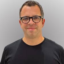 Já ouviu falar no “Chief of Staff”? Não é assistente, nem CEO, mas talvez o  elo mais estratégico entre os dois Nascido nos bastidores da política  americana, esse cargo está dominando o