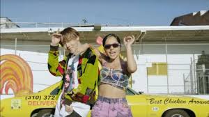 Becky g | letra español / inglés suscribete para mas videos!! Estrella De Bts Y Becky G Sorprenden Al Lanzar Videoclip Chicken Noodle Soup Rpp Noticias