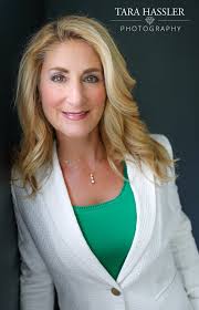 Meet Beth Crispin Lininger! She is currently an out-patient physical  therapist, however she just joined the Howard Hanna Real Estate Norwin  Office! She needed some updated headshots and is excited to start