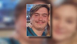 Gavin Carter's Instagram, Twitter & Facebook