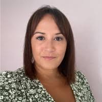 30+ "Sara Standish" profiles