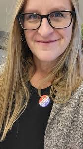 Shana Mangal's Instagram, Twitter & Facebook