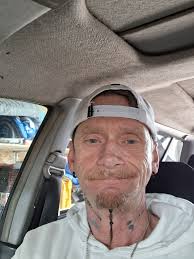 Morning greetings in a dating and friendship community