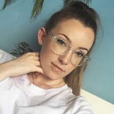 Gemma Forrest (gemmalivesinafo)