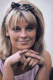 Our thoughts are with Julie today....Julie Christie's husband, journalist  Duncan Campbell, passed away