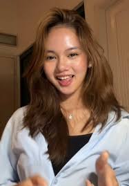 Berapa Umur Electra Leslie