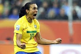 A brasileira marta, eleita seis vezes pela fifa a melhor jogadora do mundo, foi durante quase toda com o final de sua carreira esportiva se aproximando, a jogadora marta multiplica sua atividade em. Jogadora Marta Relembra A Infancia Em Alagoas E Fala Sobre As Dificuldades Do Futebol Feminino