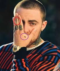 Có ai nghĩ là t nên xăm hình trái tim và cây thánh giá trên tay và ngón tay  của Mac Miller không? : r/MacMiller