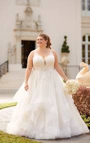 Unique and inexpensive wedding gowns that wow! Plus Size Wedding Dresses Bridal Gowns Essense Of Australia