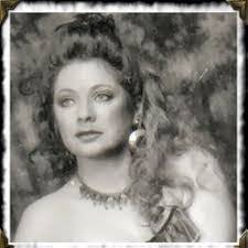 Elizabeth Soderstrom's Instagram, Twitter & Facebook