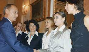 Есть ли сын у алины кабаевой? Alina Kabaeva Biografiya Foto Lichnaya Zhizn Dostizheniya Deti Rost I Ves 2021 Uznaj Vsyo