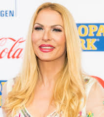 Startseite tv die alm video. Sonya Kraus Wikipedia