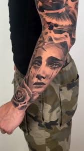 Check out this full tattoo sleeve I’ve been working on. Everything has been  carefully placed to compliment my clients arm. Can’t wait to show a fully  healed completed video. This project was all done ...