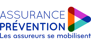 La fatigue, l'alcool, la prise de médicament, le téléphone portable et la la vigilance au volant est un élément fondamental de sécurité. Etre Vigilant Au Volant Nos Conseils Assurance Prevention