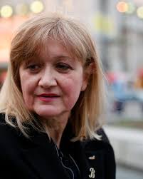 Vesna Vulović holds the Guinness World Record for surviving the highest  fall without a parachute. She fell from 33,330 feet (over 10,000 meters)  after a bomb exploded