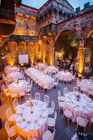 Sumptuous Wedding In A Tuscan Castle Castle Weddings Destination Weddings Garden Weddings Symbolic Weddings Italian Wedding Venues Castle Wedding Italian Wedding