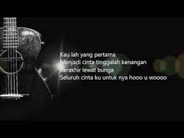 Bunga terakhir ku persembahkan kepada yang terindah menjadi satu kenangan yang tersimpan, bunga terakhir. Bebi Romeo Bunga Terakhir Official Lyric Video Youtube