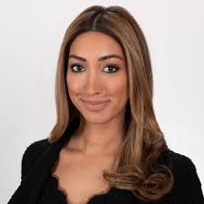 Mona Naqvi's Instagram, Twitter & Facebook