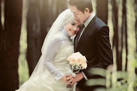 Foto prewedding muslim muslimah referensi jutaan posting. Amry Sophia Professional Make Up Artist Wedding Pre Wedding Yogyakarta Wedding Picture Poses Muslim Wedding Pre Wedding