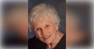 Elise Kirkpatrick's Instagram, Twitter & Facebook