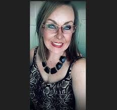 Wendy Potter's Instagram, Twitter & Facebook