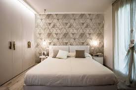 Decorazioni camera da letto oro parete decorazioni eleganti parete dietro il letto interni arredamento stanza da letto colori pareti. Parete Dietro Al Letto Soluzioni Per Rinnovarla