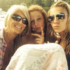 Danielle Darrow (@ddarrow67)