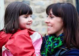 Who was April Windsor's mum Donna in Emmerdale and what happened to her?