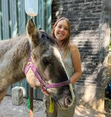 CRRE Centro de Rescate y Rehabilitación Equino