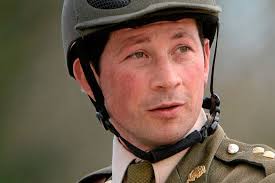 Curran sees off rivals to take national title