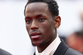 Review: 'Truth About Lies' tells it like it is. Really