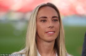 Michael Owen and England supporters question penalty call that went against  Reece James| All Football