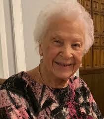 Teresa Perdue's Instagram, Twitter & Facebook