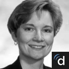 Kelly Becht's Instagram, Twitter & Facebook