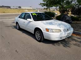 Find complete 1998 toyota camry info and pictures including review, price, specs, interior features, gas mileage, recalls, incentives and much more at iseecars.com. 1998 Toyota Camry For Sale Classiccars Com Cc 1037992