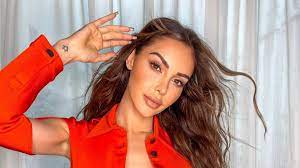 Nabilla benattia va rencontrer le père fouettard ce lundi 24 mai 2021, nabilla, accompagnée de magali. Nabilla The Influencer Confides In Her Upcoming Wedding The News 24