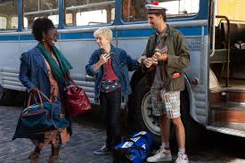 Plus de 3,4 millions de téléspectateurs (14,7% de part d'audience) ont ainsi suivi les aventures de la famille aloka. Il A Deja Tes Yeux Saison 2 France 2 De Retour La Serie En 2021 Actualite Tv Nouveautes Tele Com