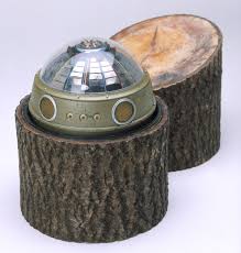 14 badass spy gadgets the secret service used before modern technology · arm with a gun · tree stump with ears · dragonfly insectothopter · cia . 21 Top Secret Devices From The Dangerous World Of Spies