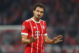 Hummels lamented the way bayern gave away another goal, saying his side looked the better of the two teams in the tie. What Bayern Munich Stars Robert Lewandowski And Mats Hummels Said To Each Other In Training Ground Bust Up Mirror Online